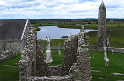 clonmacnoise.jpg